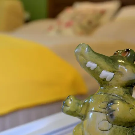 Balatoni Krokodil Vendeghaz